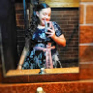 Meet your Posher, Rebekah